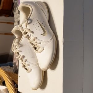Nike Sideline III cheer shoes